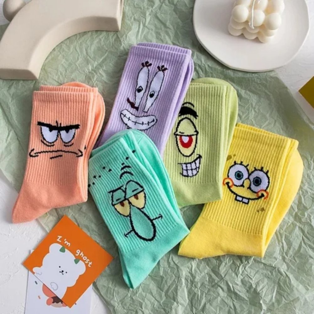 NEW SPONGEBOB SOCKS FIVE PACK - Picture 3 of 12